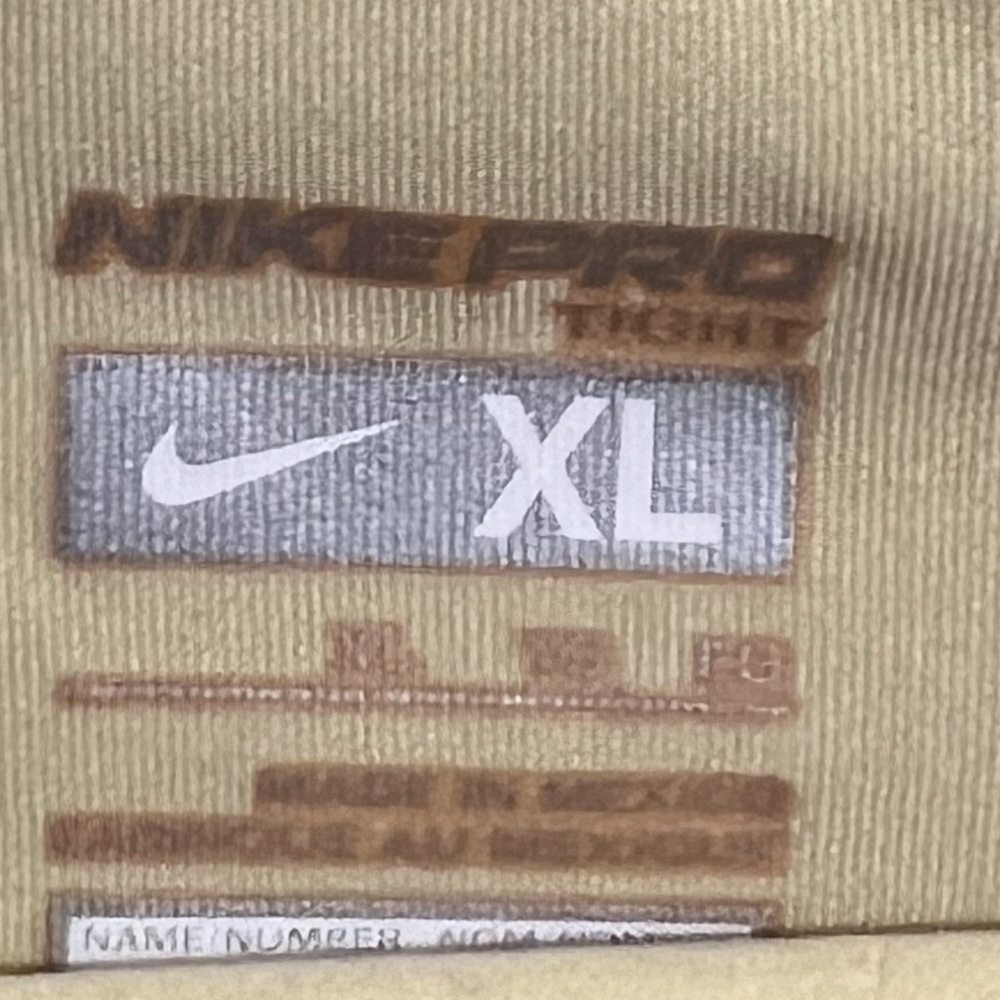 NIKE PRO -tight fit -beige shirt- size XL - Picture 10 of 13